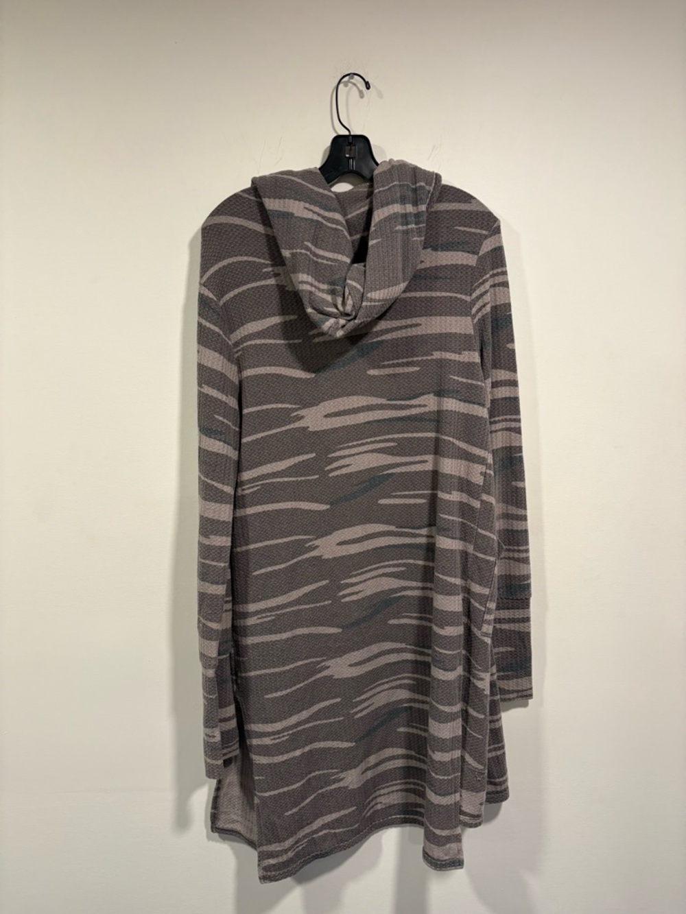 Twenty5A longline cardigan. relaxed, open-front design - Picture 3 of 4